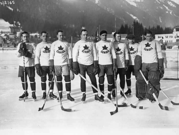 первая хоккейная сборная канады